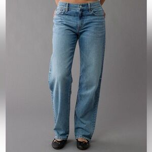 American Eagle Strigid low rise ex boyfriend jean